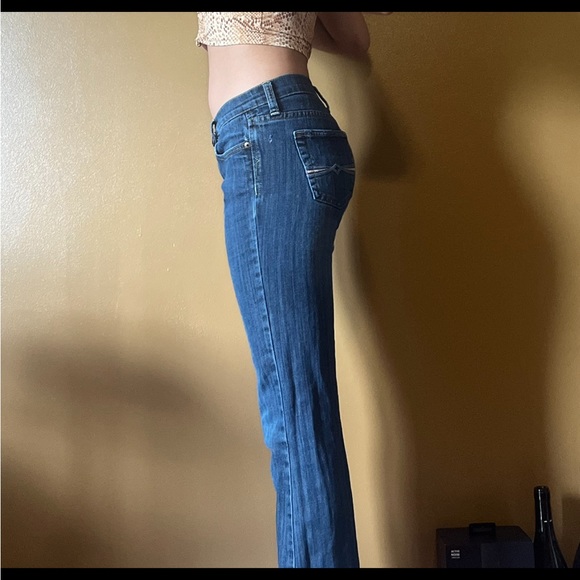 lucky brand low rise flare jeans - Picture 2 of 3